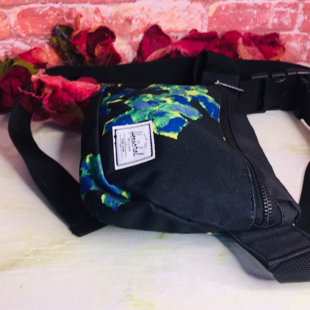 Herschel Supply Co. Black Blue and Green Floral  Canvas Fanny Pack - Picture 3 of 9
